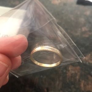 Gold ring